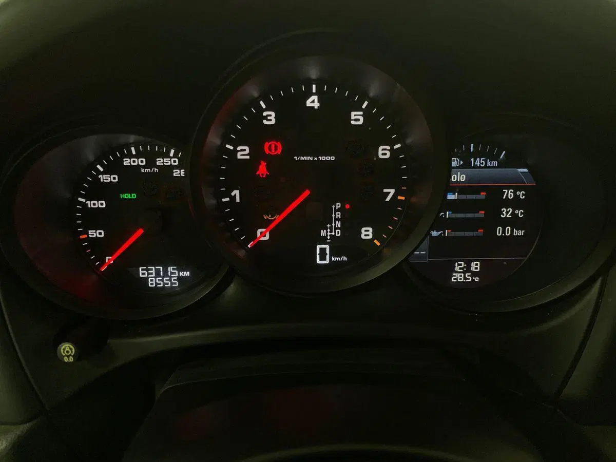 Porsche Macan usata a Macerata (9)