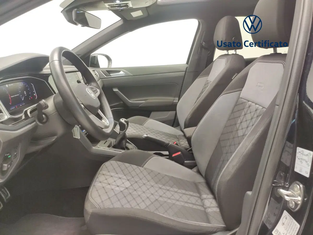 Volkswagen Taigo usata a Avellino (17)
