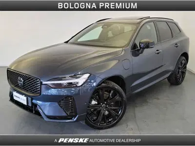 Volvo XC60 2.0 t6 phev Ultra Black Edition awd auto del 2025 usata a Casalecchio di Reno