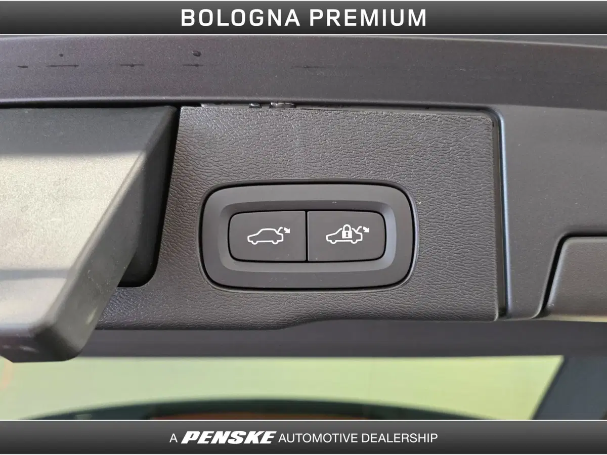 Volvo XC60 usata a Bologna (11)
