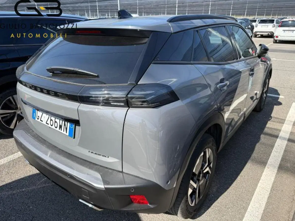 Peugeot 2008 usata a Prato (3)