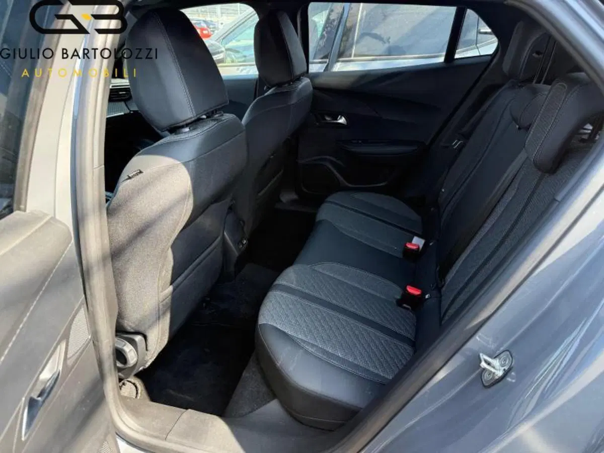 Peugeot 2008 usata a Prato (4)