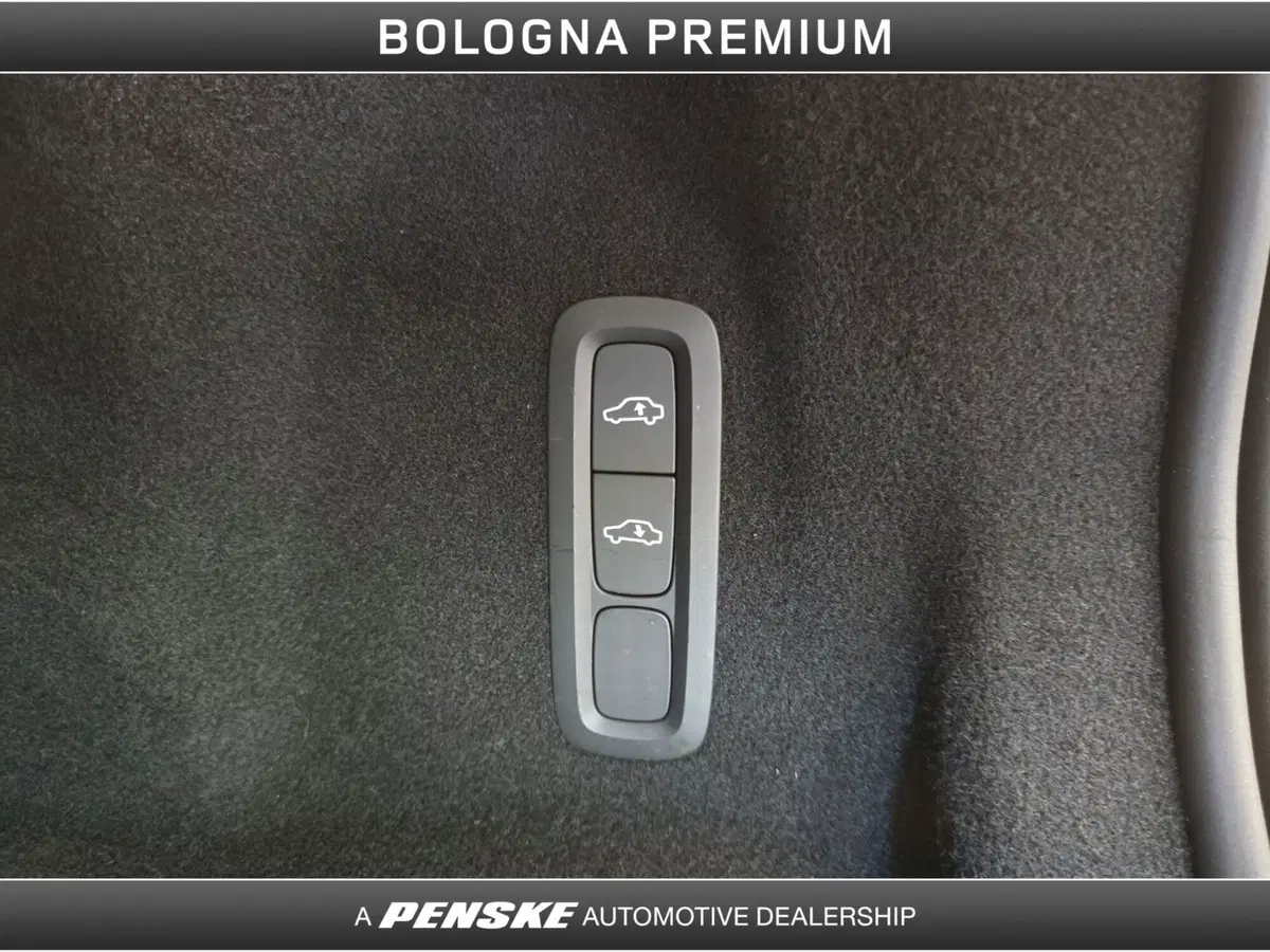 Volvo XC60 usata a Bologna (11)