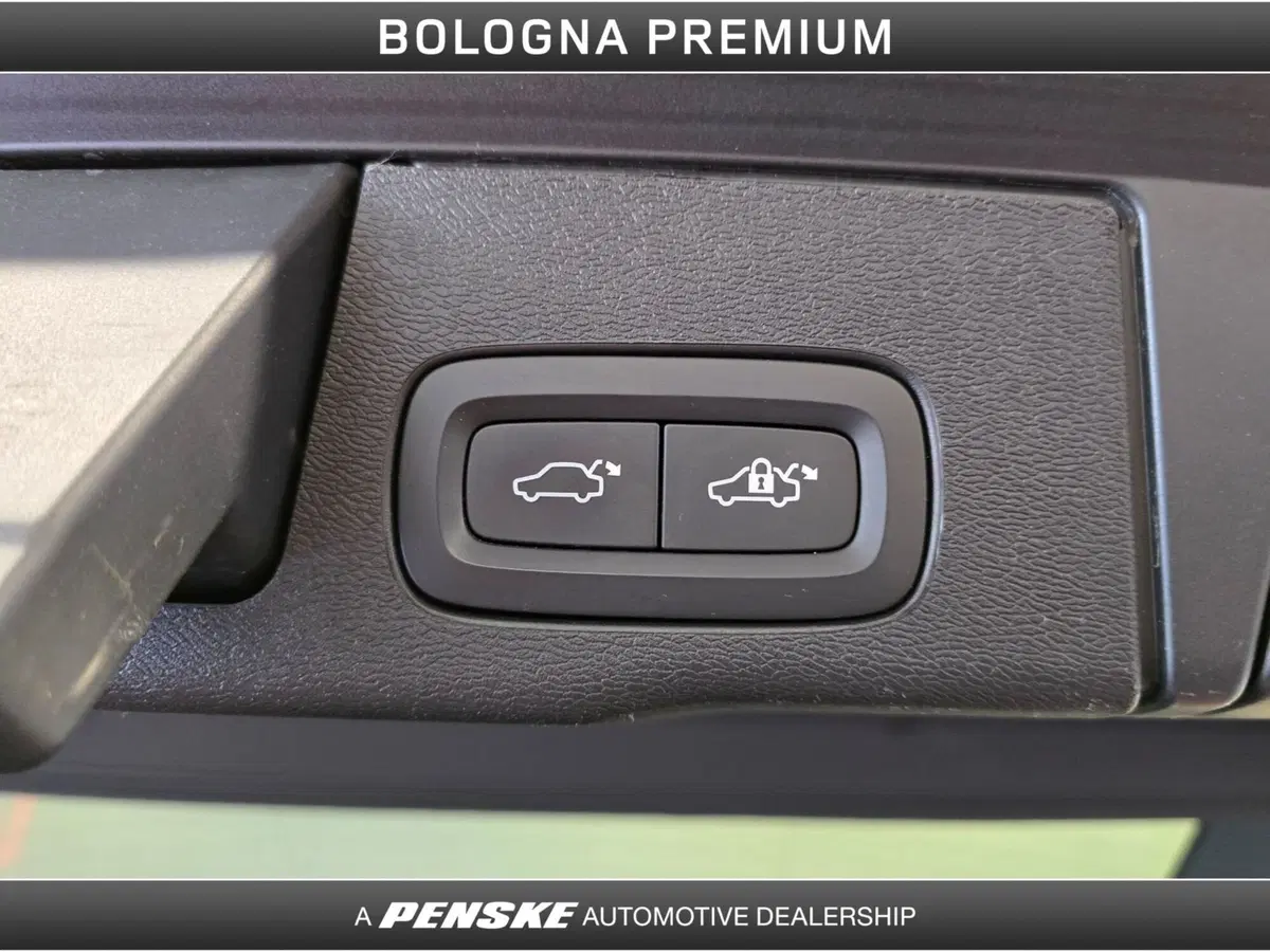 Volvo XC60 usata a Bologna (12)