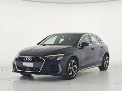 Audi A3 Sportback 30 TDI S line edition del 2022 usata a Alessandria