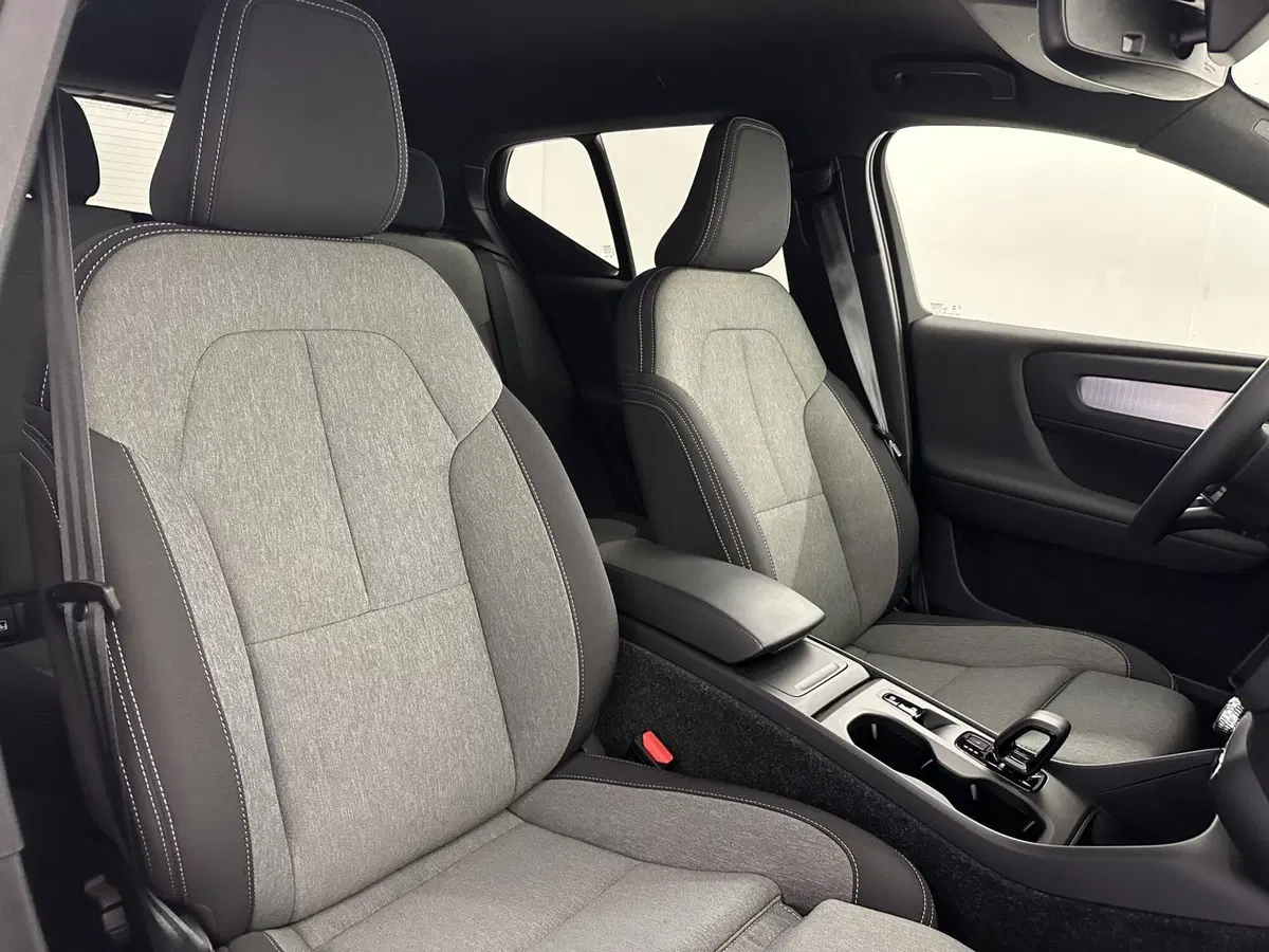 Volvo XC40 usata a Bergamo (11)