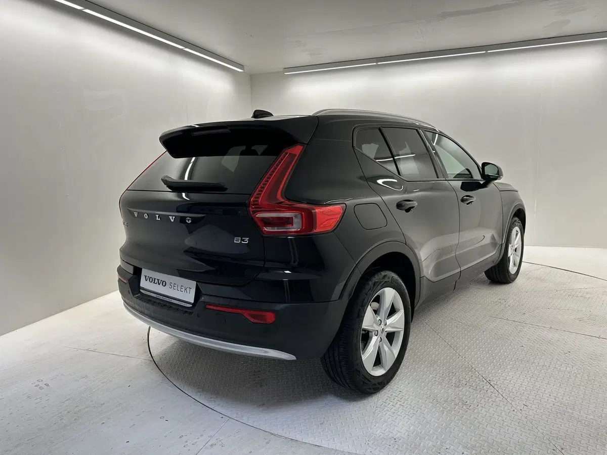 Volvo XC40 usata a Bergamo (2)
