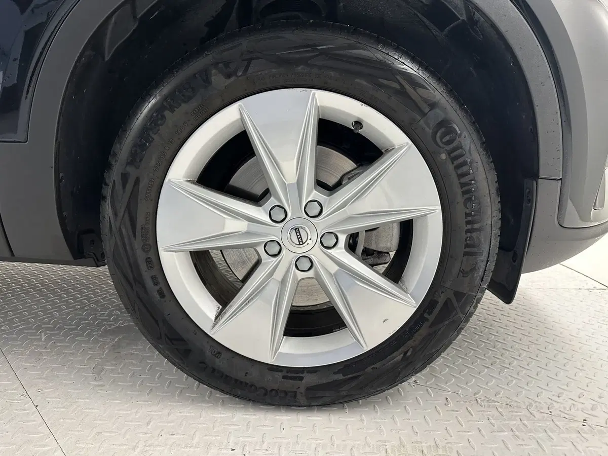 Volvo XC40 usata a Bergamo (9)