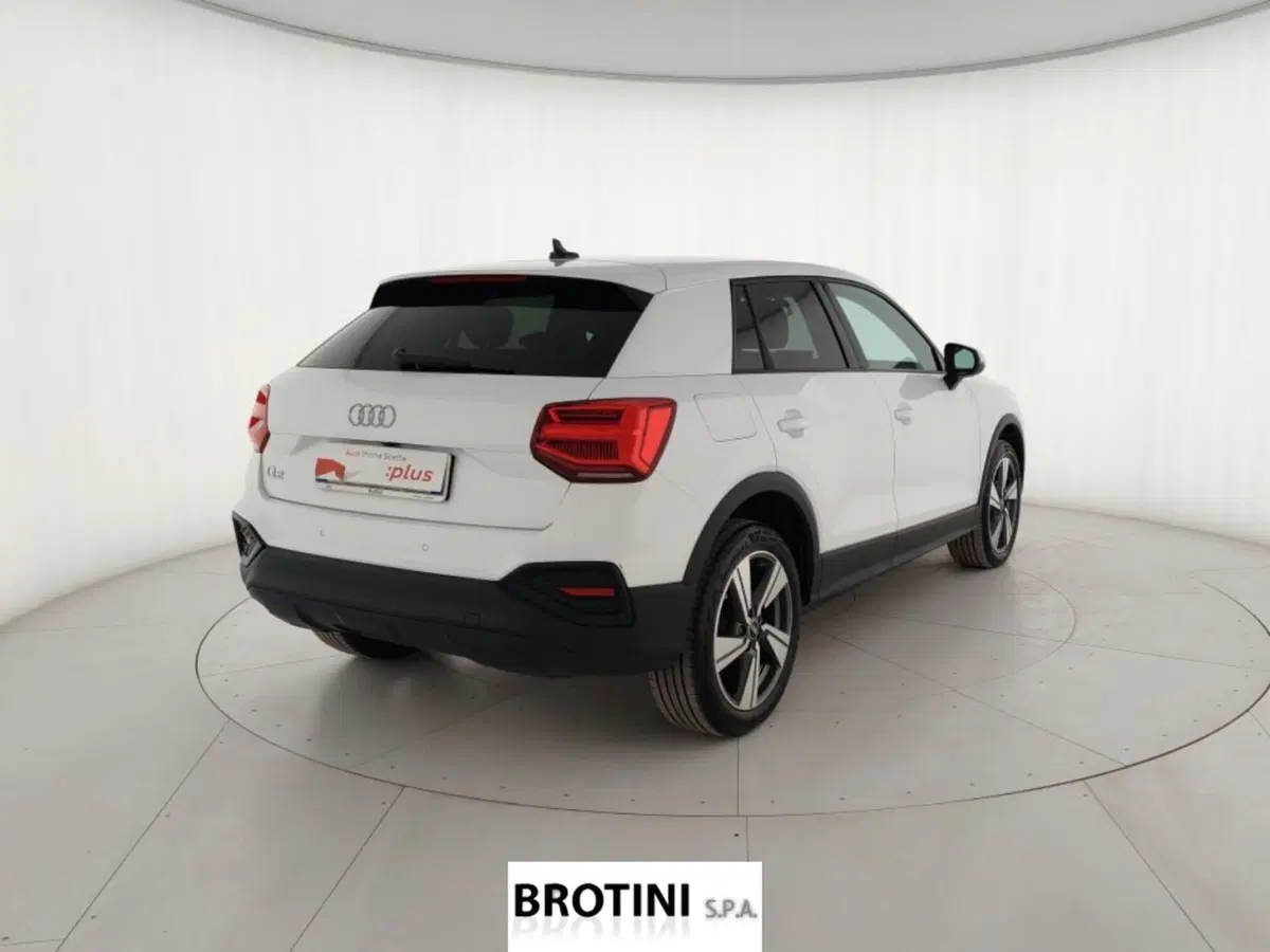 Audi Q2 usata a Massa-Carrara (3)