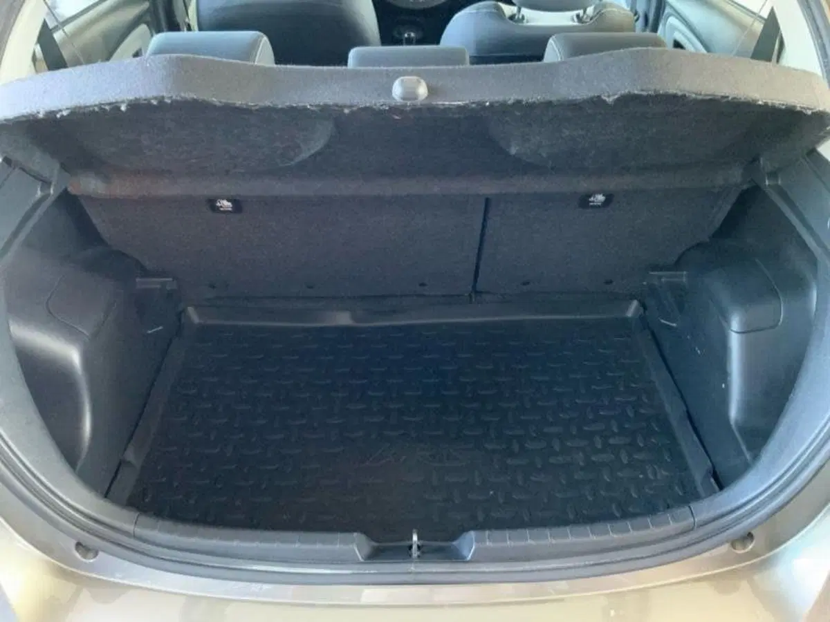 Toyota Yaris usata a Arezzo (7)