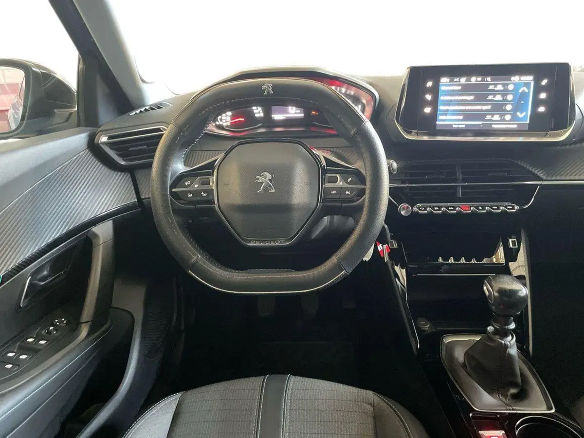 Peugeot 2008 usata a Salerno (10)