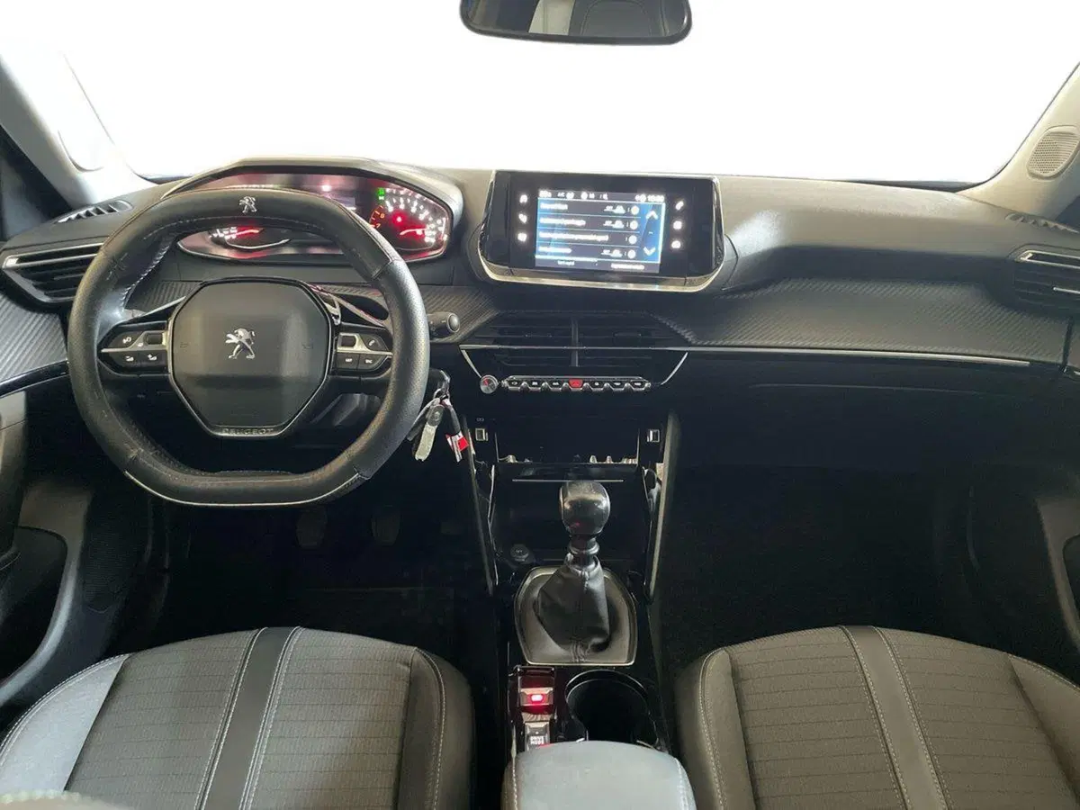 Peugeot 2008 usata a Salerno (11)
