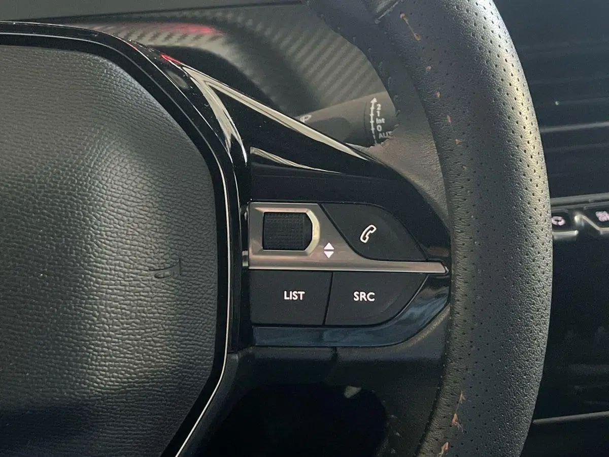 Peugeot 2008 usata a Salerno (20)