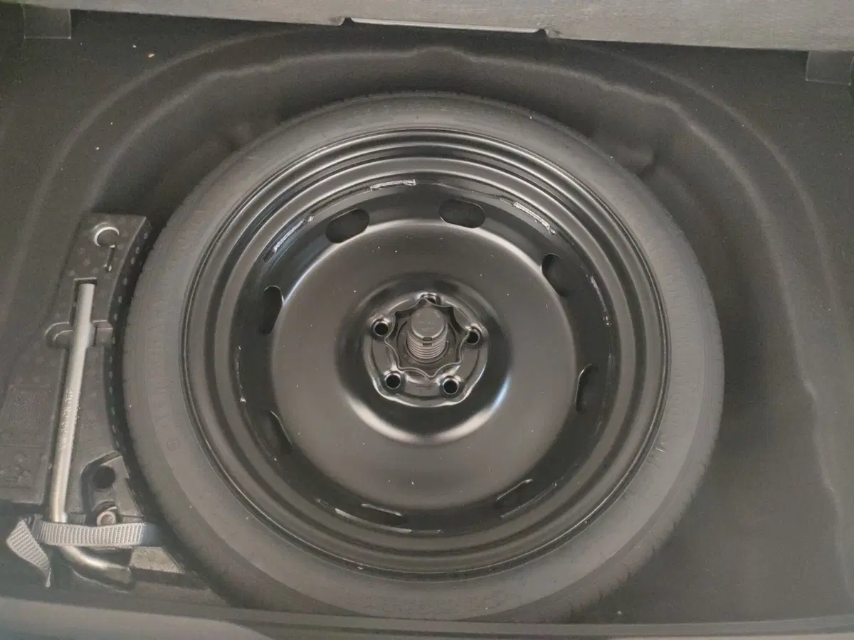 Volkswagen Golf usata a Napoli (11)