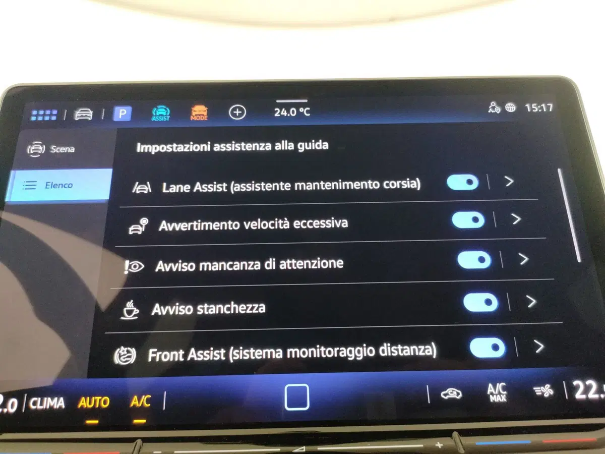 Volkswagen Golf usata a Napoli (18)