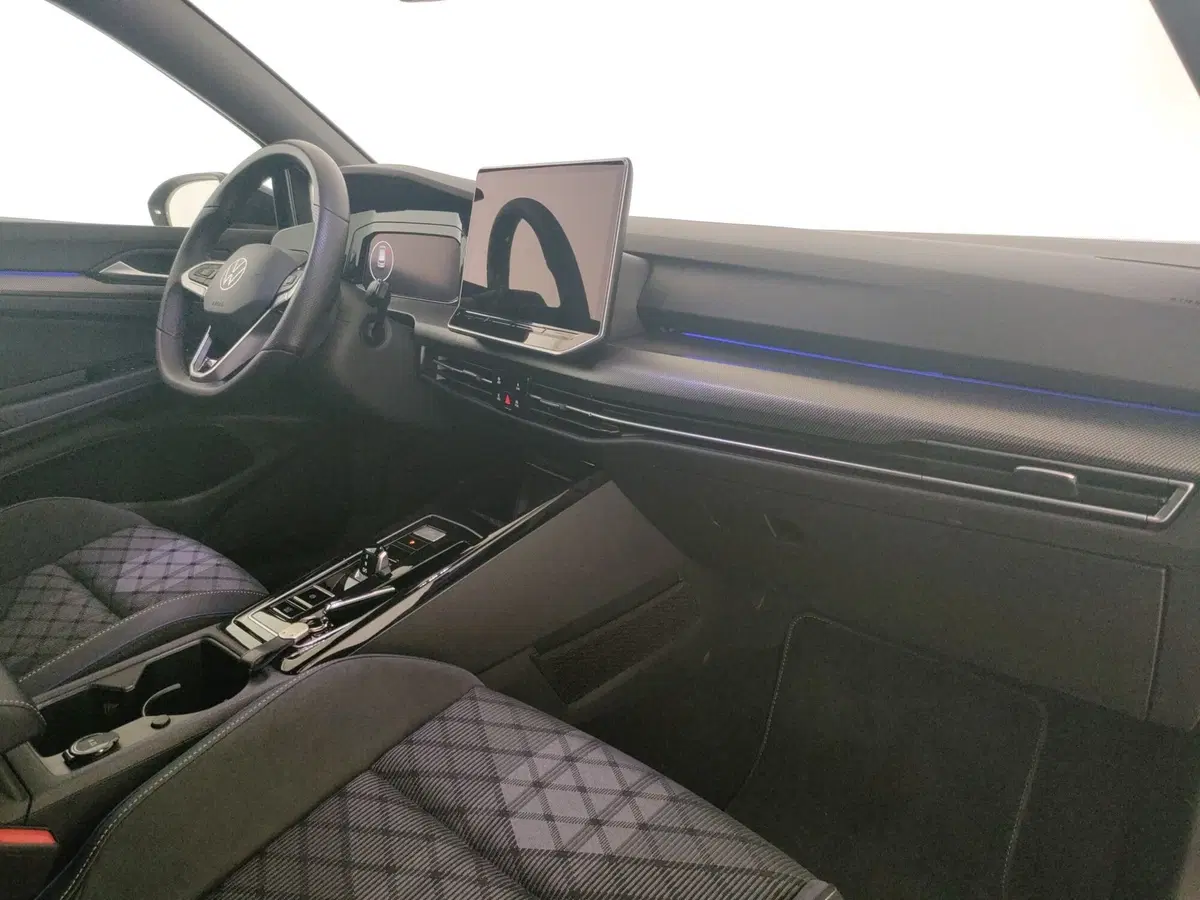 Volkswagen Golf usata a Napoli (6)