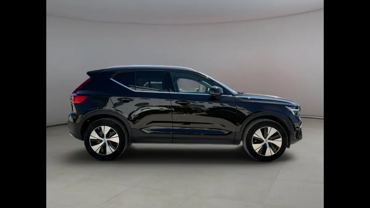 Volvo XC40 usata a Palermo (11)