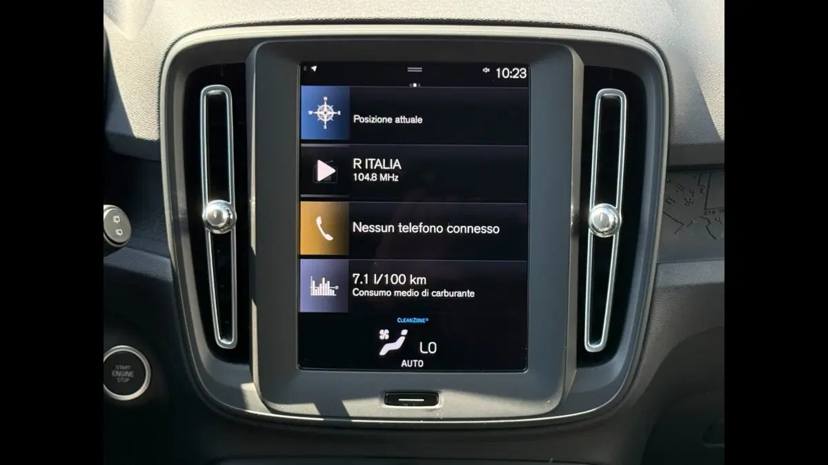 Volvo XC40 usata a Palermo (14)