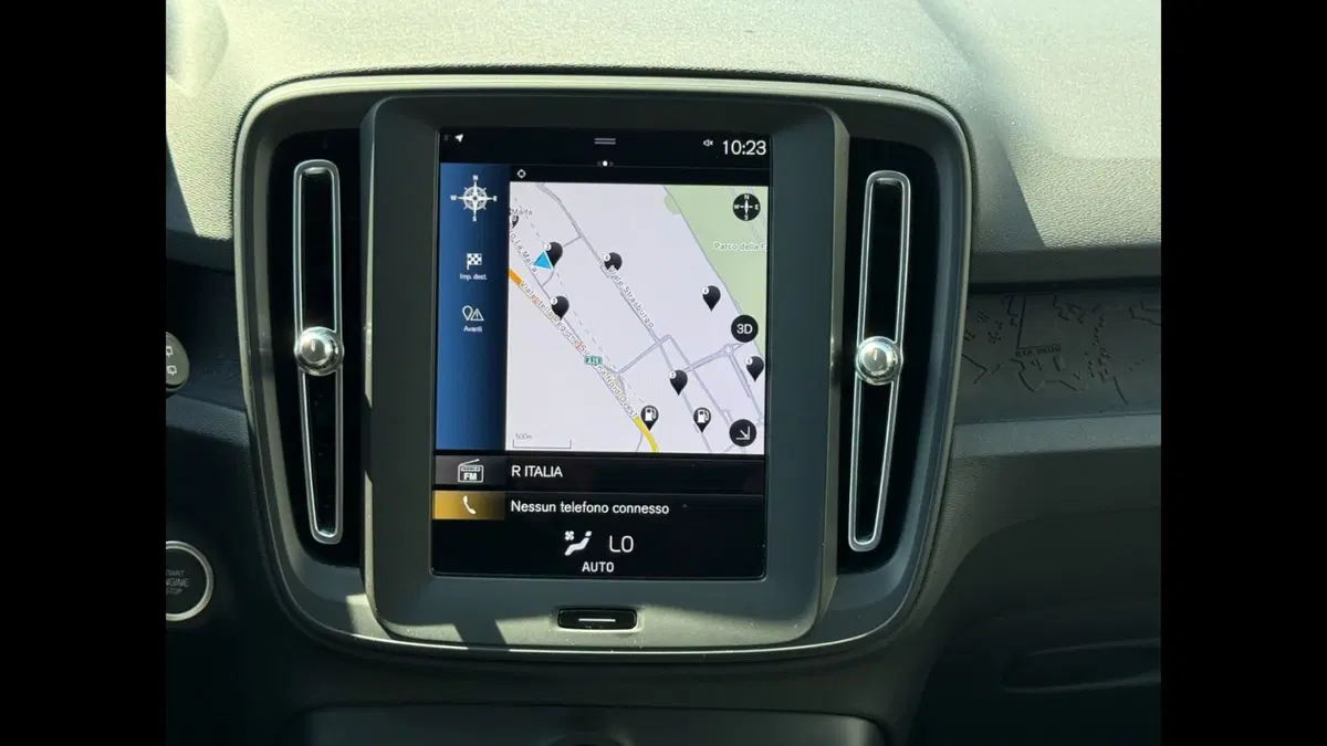 Volvo XC40 usata a Palermo (17)