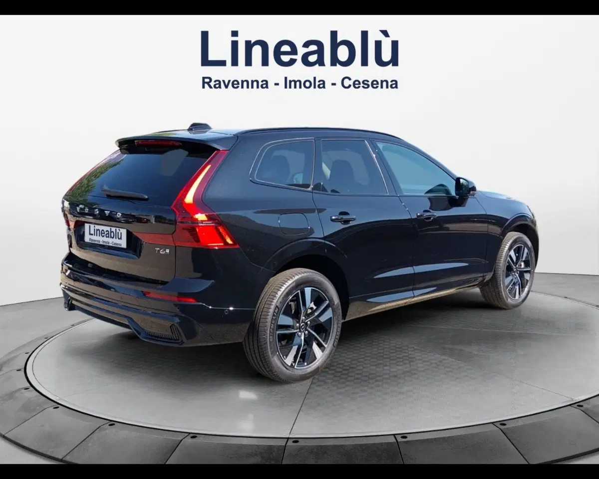 Volvo XC60 nuova a Bologna (5)