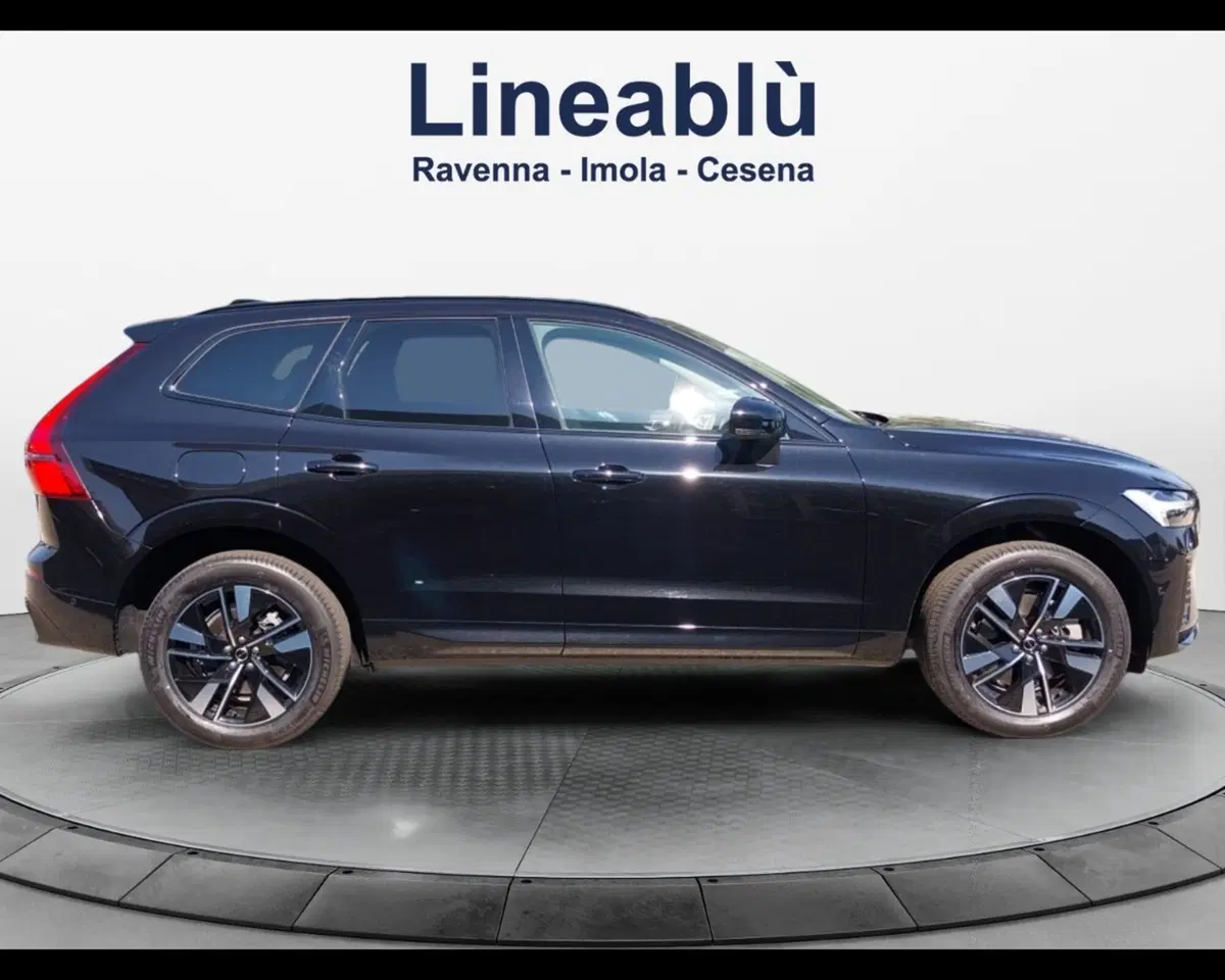 Volvo XC60 nuova a Bologna (6)