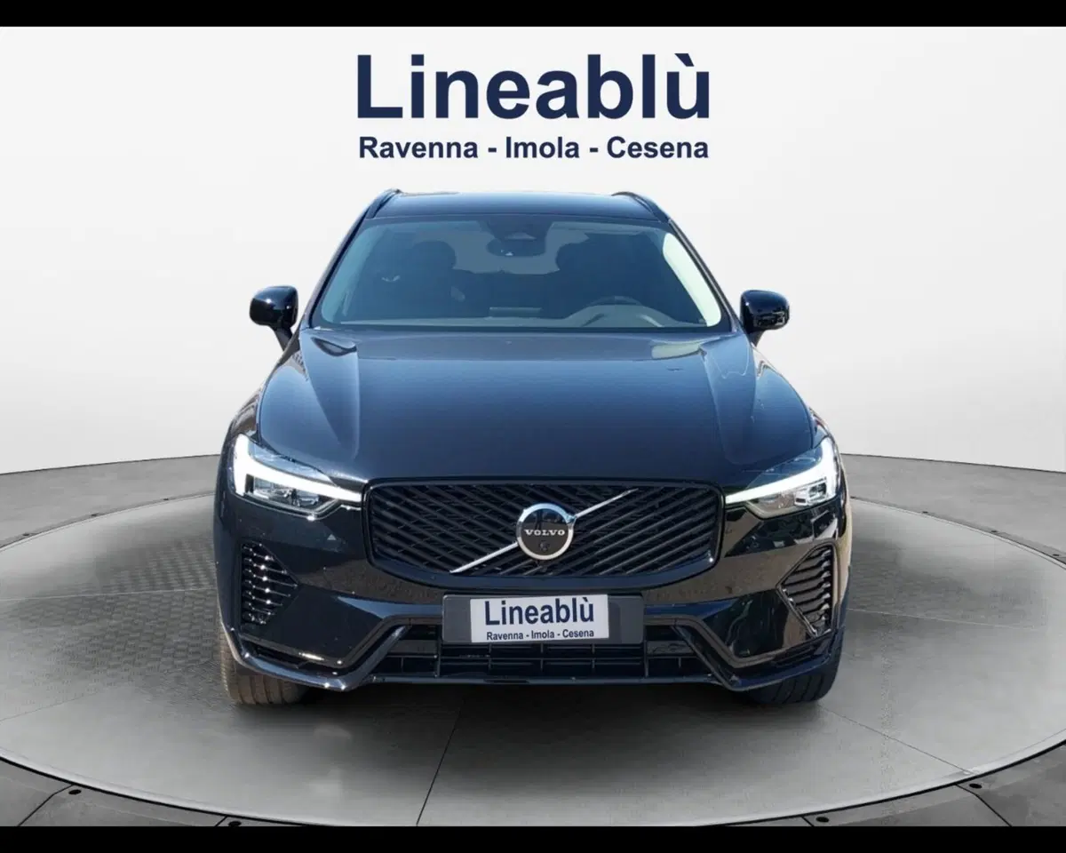 Volvo XC60 nuova a Bologna (8)
