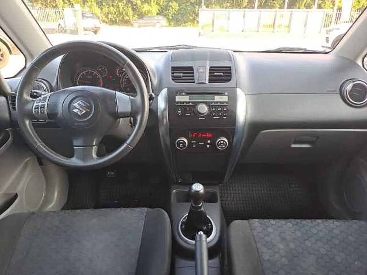 Suzuki SX4 usata a Venezia (14)