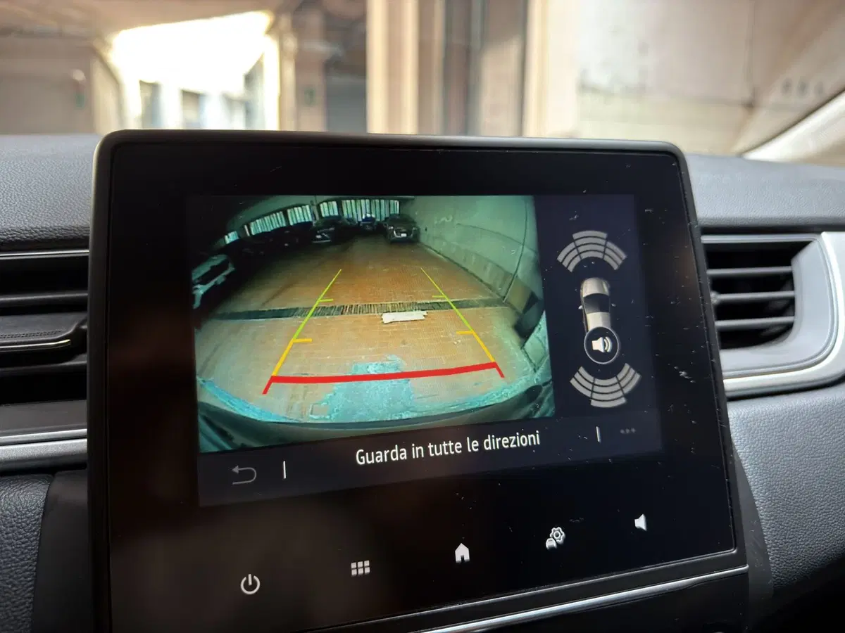 Renault Captur usata a Milano (13)