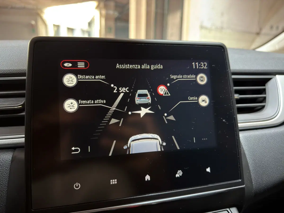 Renault Captur usata a Milano (16)