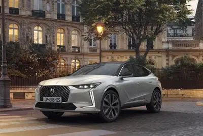 Ds DS 4 DS4 1.5 bluehdi Opera 130cv auto del 2024 usata a Fisciano