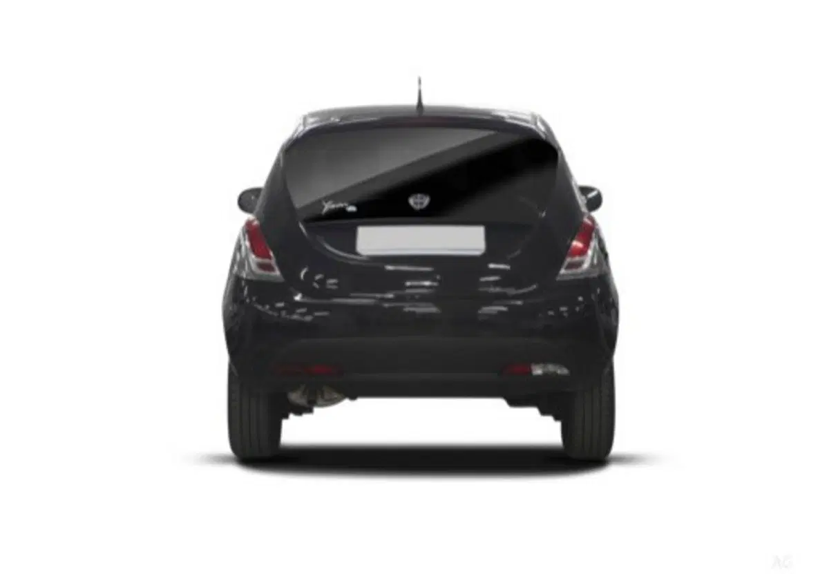 Lancia Ypsilon usata a Salerno (8)