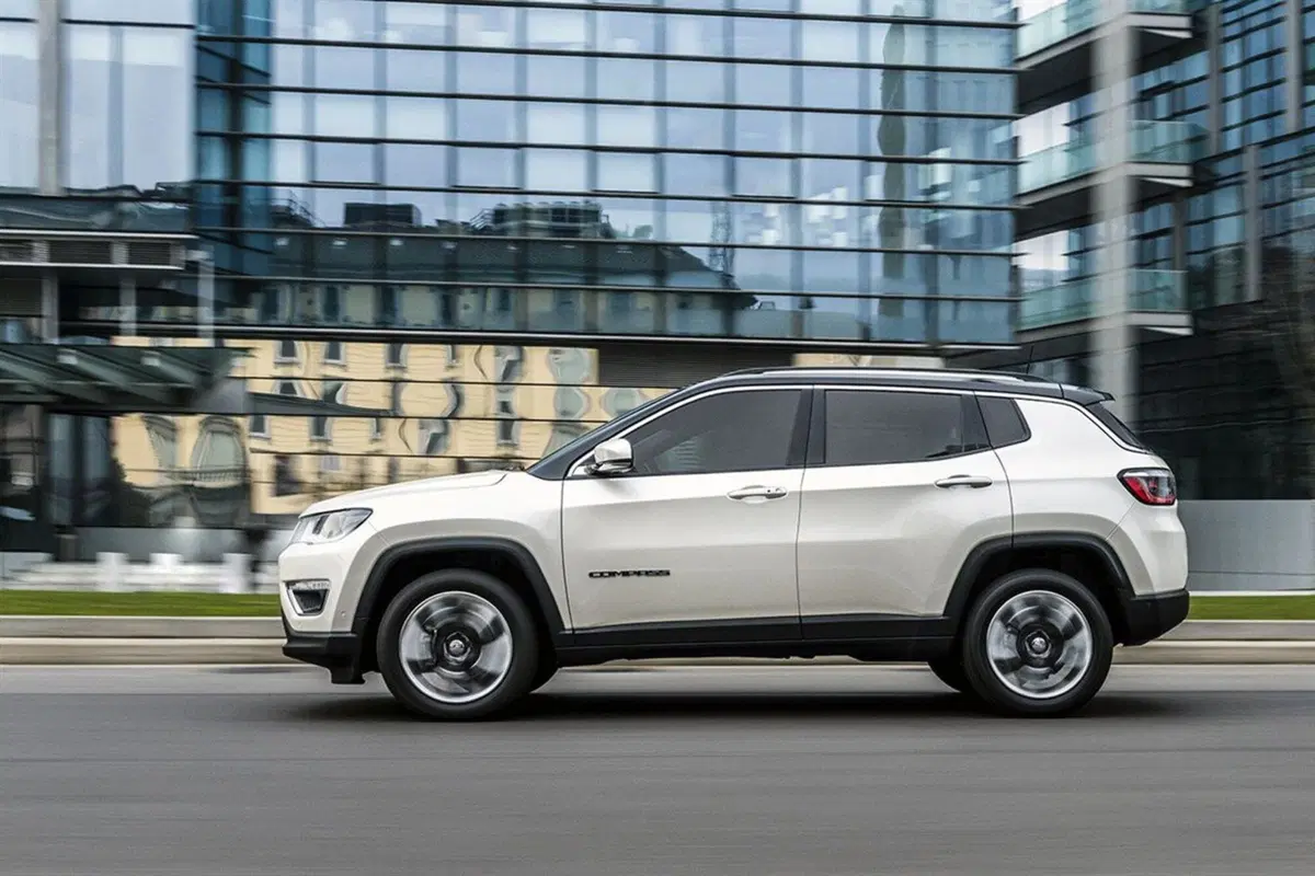 Jeep Compass usata a Salerno (9)