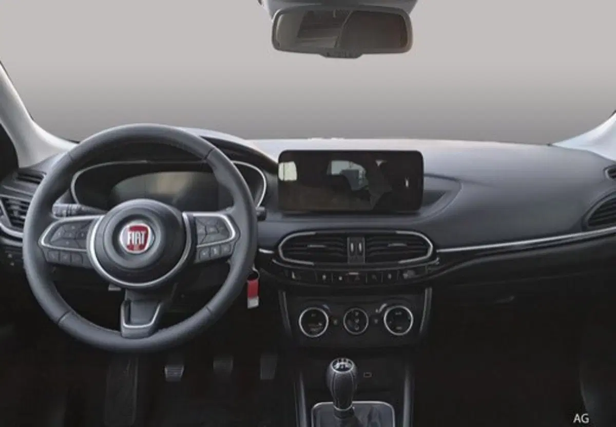 Fiat Tipo Station Wagon usata a Salerno (18)