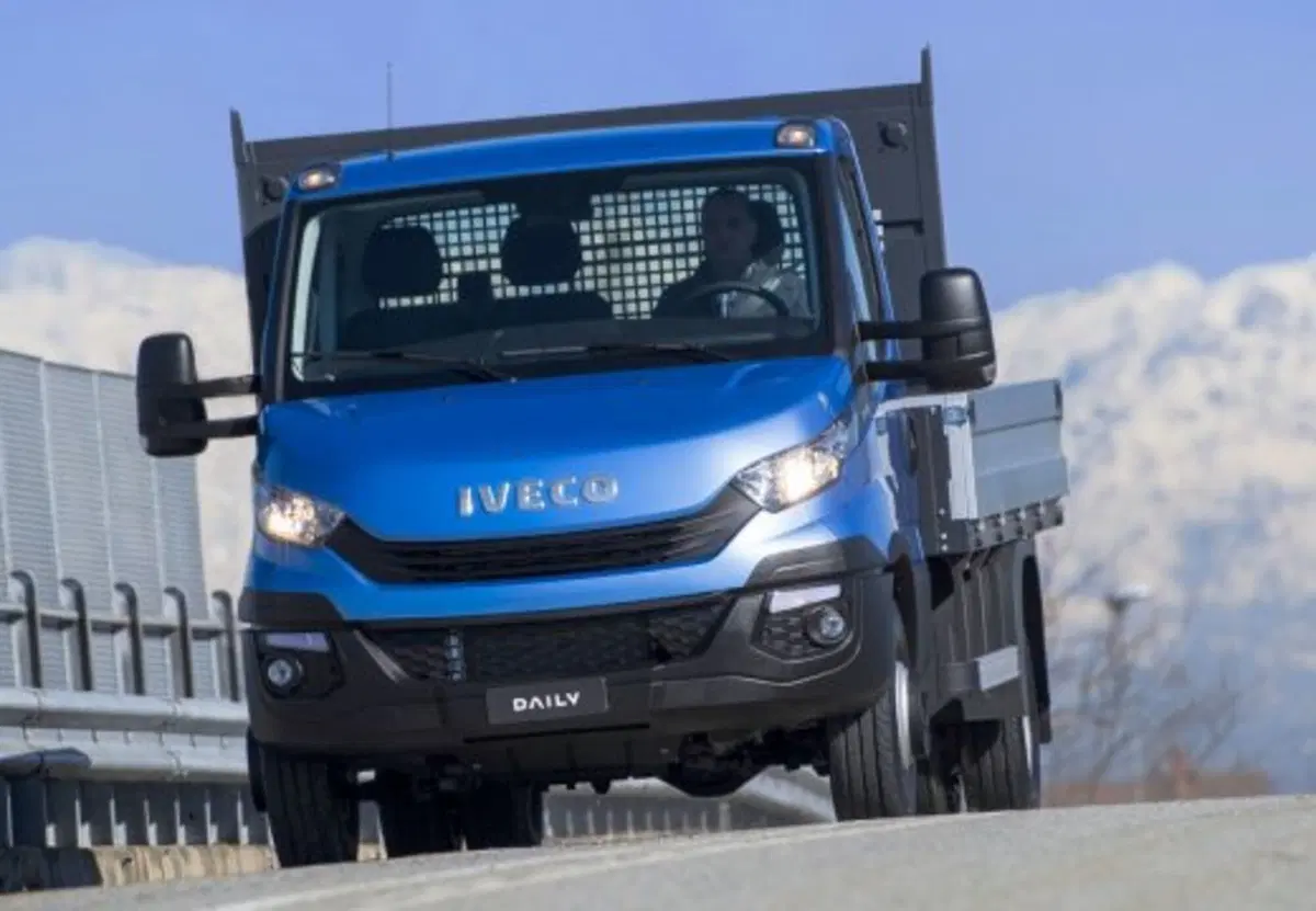 Iveco Daily Cabinato usata a Salerno (4)