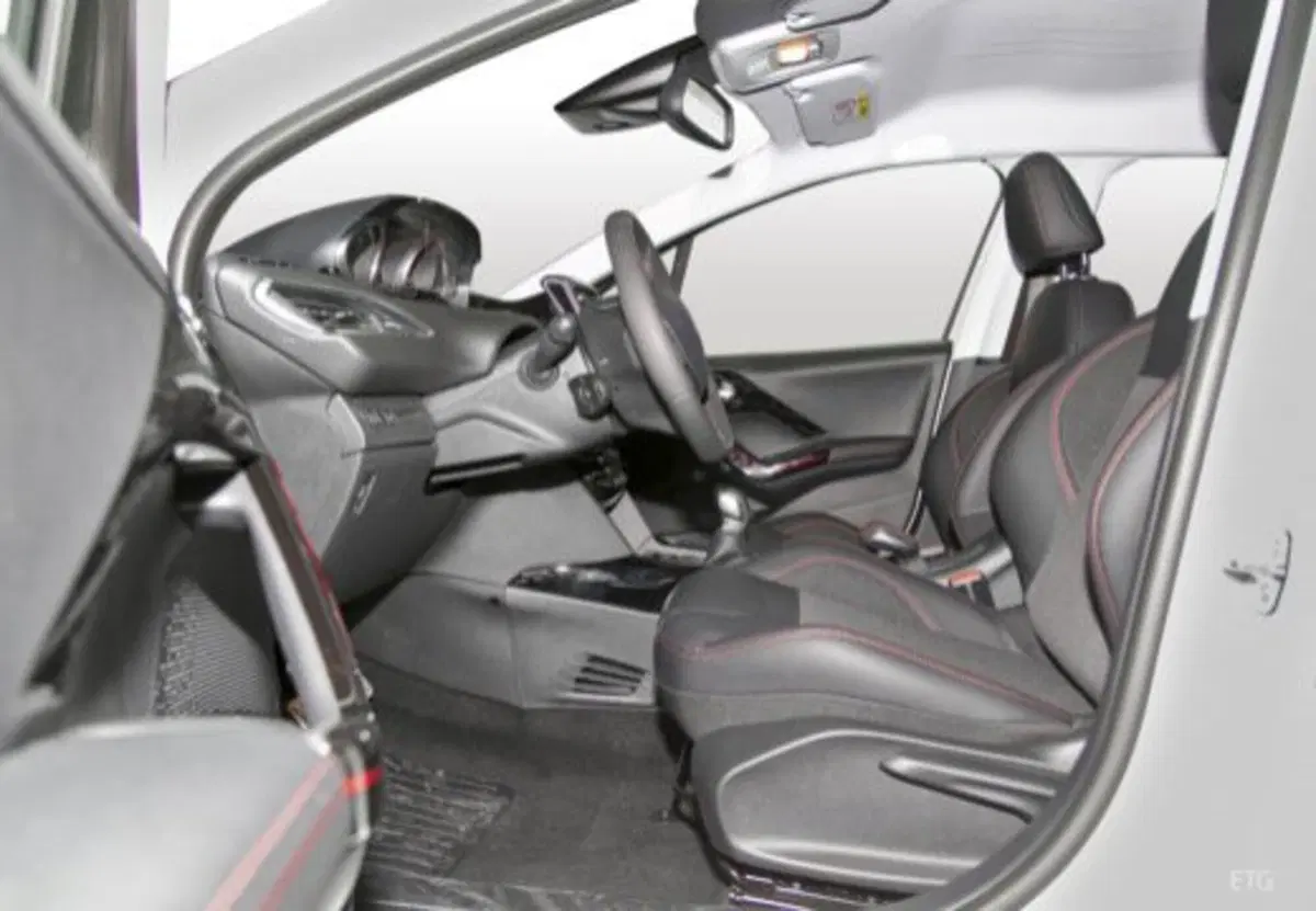 Peugeot 2008 usata a Salerno (15)