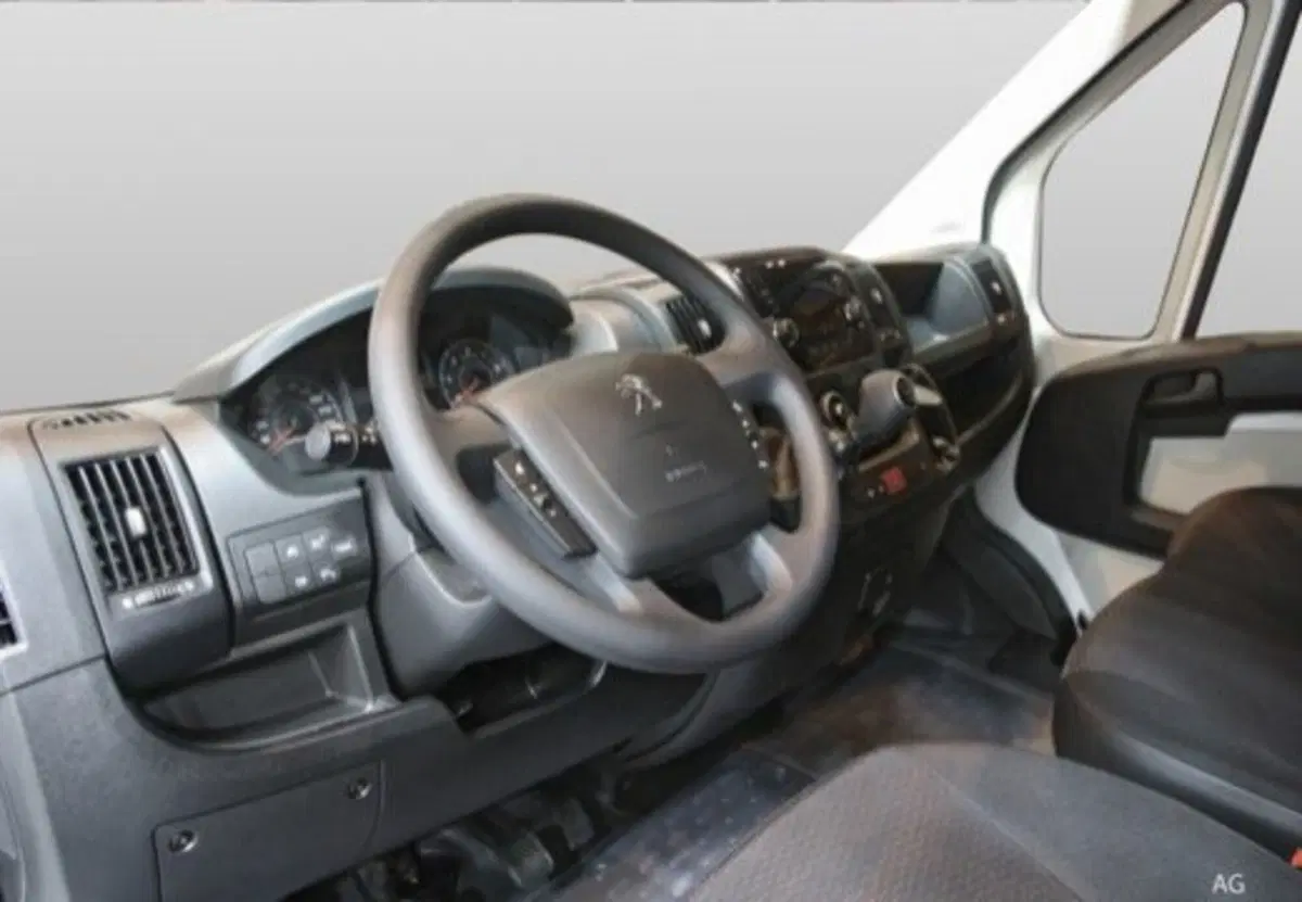 Peugeot Boxer Furgone usata a Salerno (11)