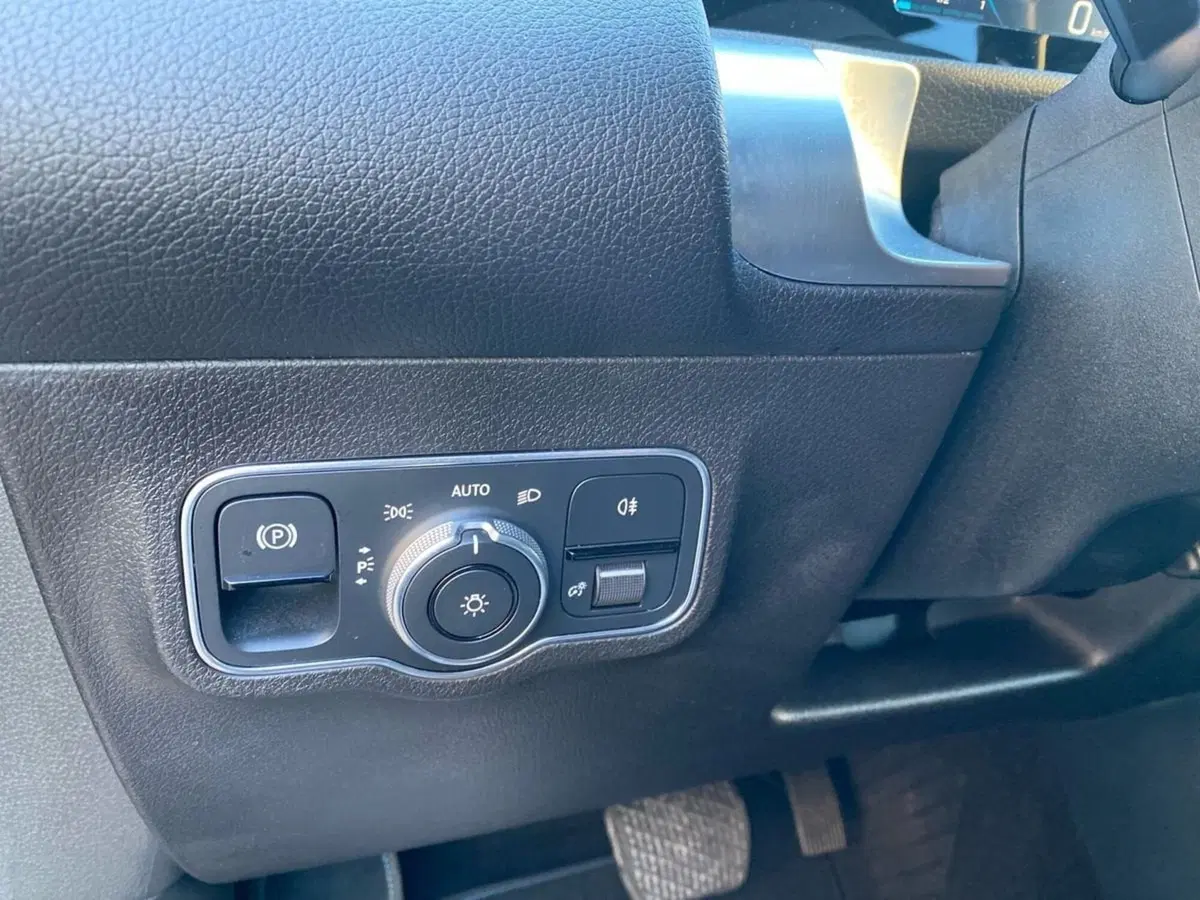 Mercedes-Benz GLB usata a Prato (20)