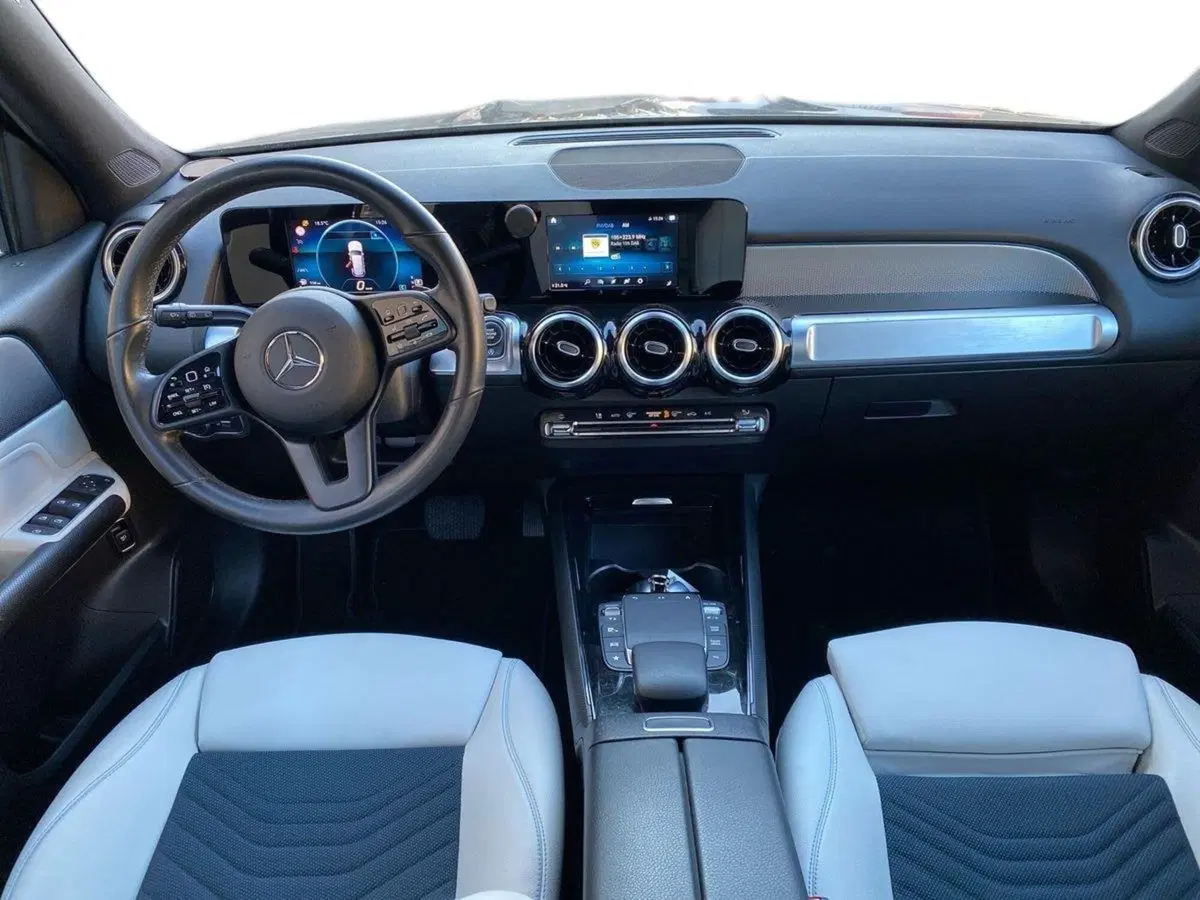 Mercedes-Benz GLB usata a Prato (9)