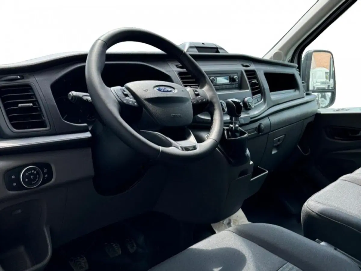 Ford Transit Furgone nuova a Salerno (6)