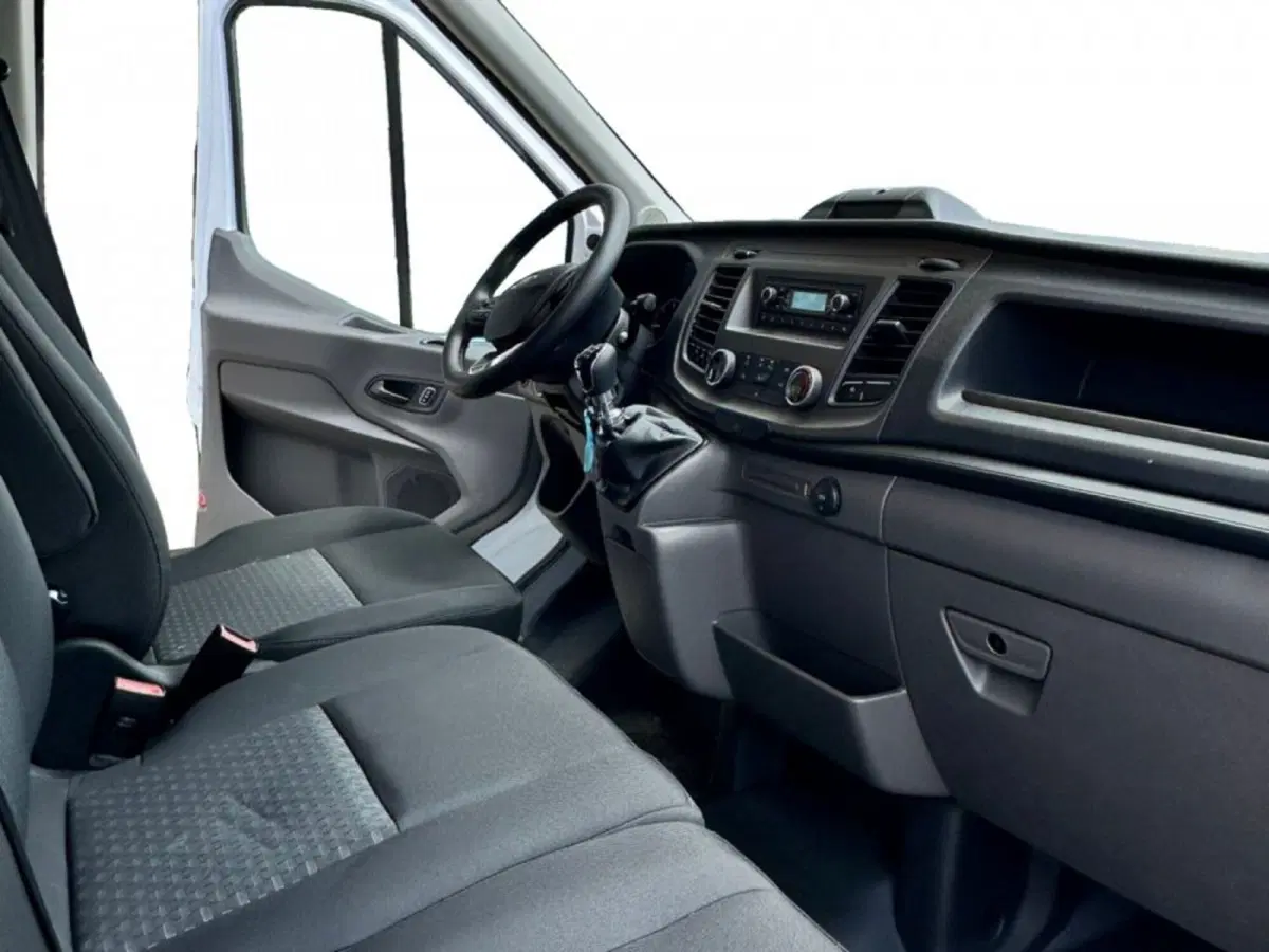 Ford Transit Furgone nuova a Salerno (6)