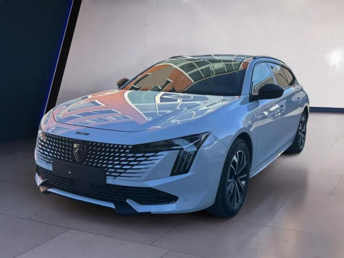 Peugeot 508 SW nuova a Salerno