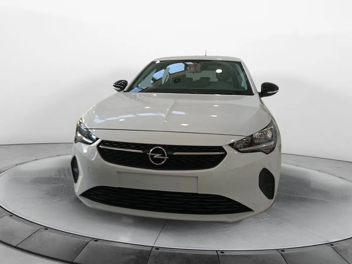 Opel Corsa nuova a Salerno (2)