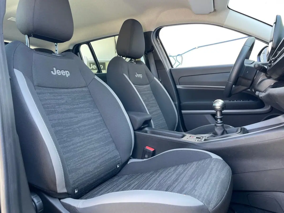 Jeep Avenger usata a Ancona (14)