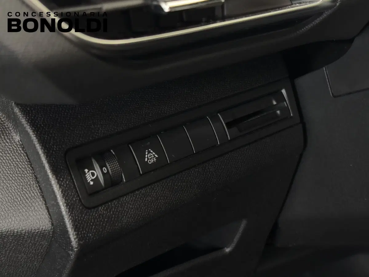 Peugeot 5008 usata a Brescia (11)