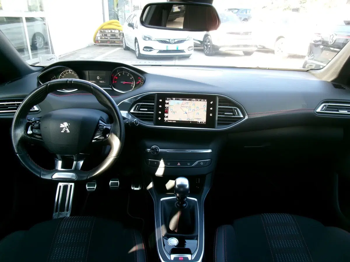 Peugeot 308 SW usata a Venezia (11)