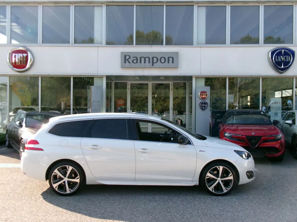 Peugeot 308 SW usata a Venezia (4)