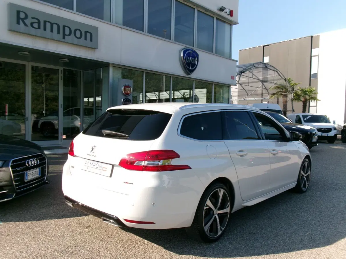 Peugeot 308 SW usata a Venezia (5)