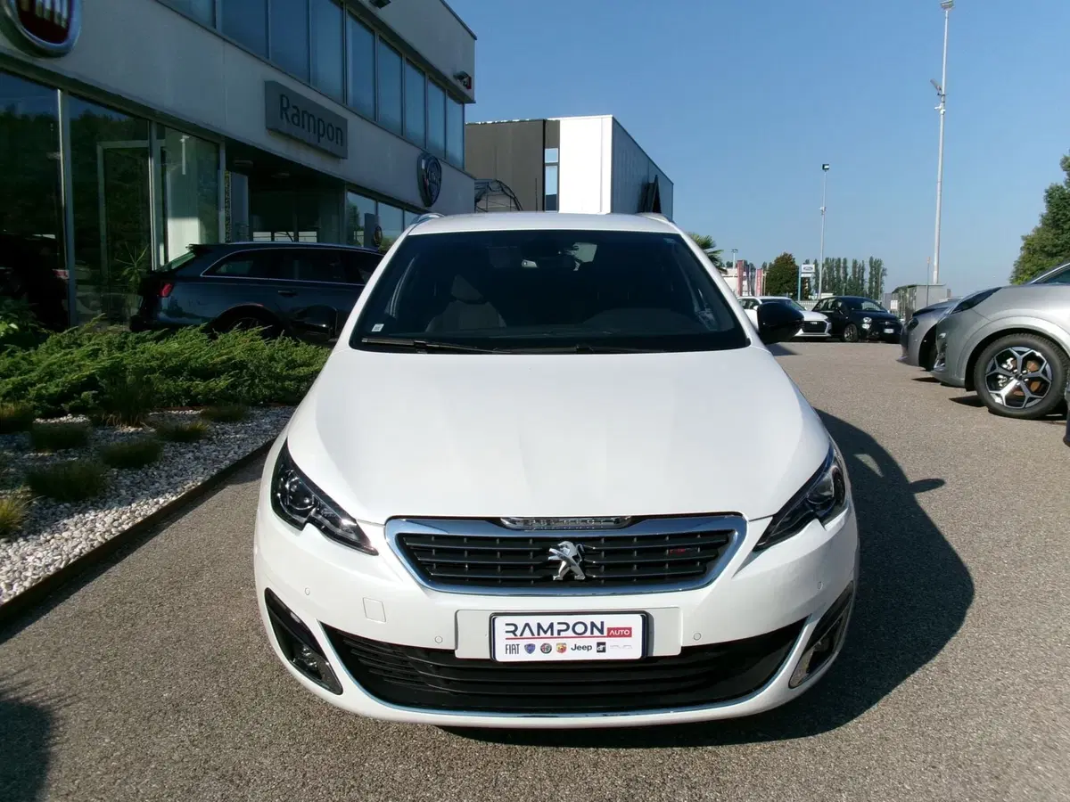 Peugeot 308 SW usata a Venezia (9)