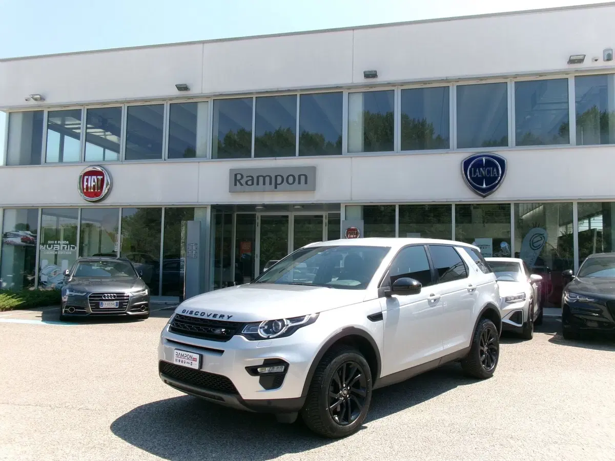 Land Rover Discovery Sport usata a Venezia