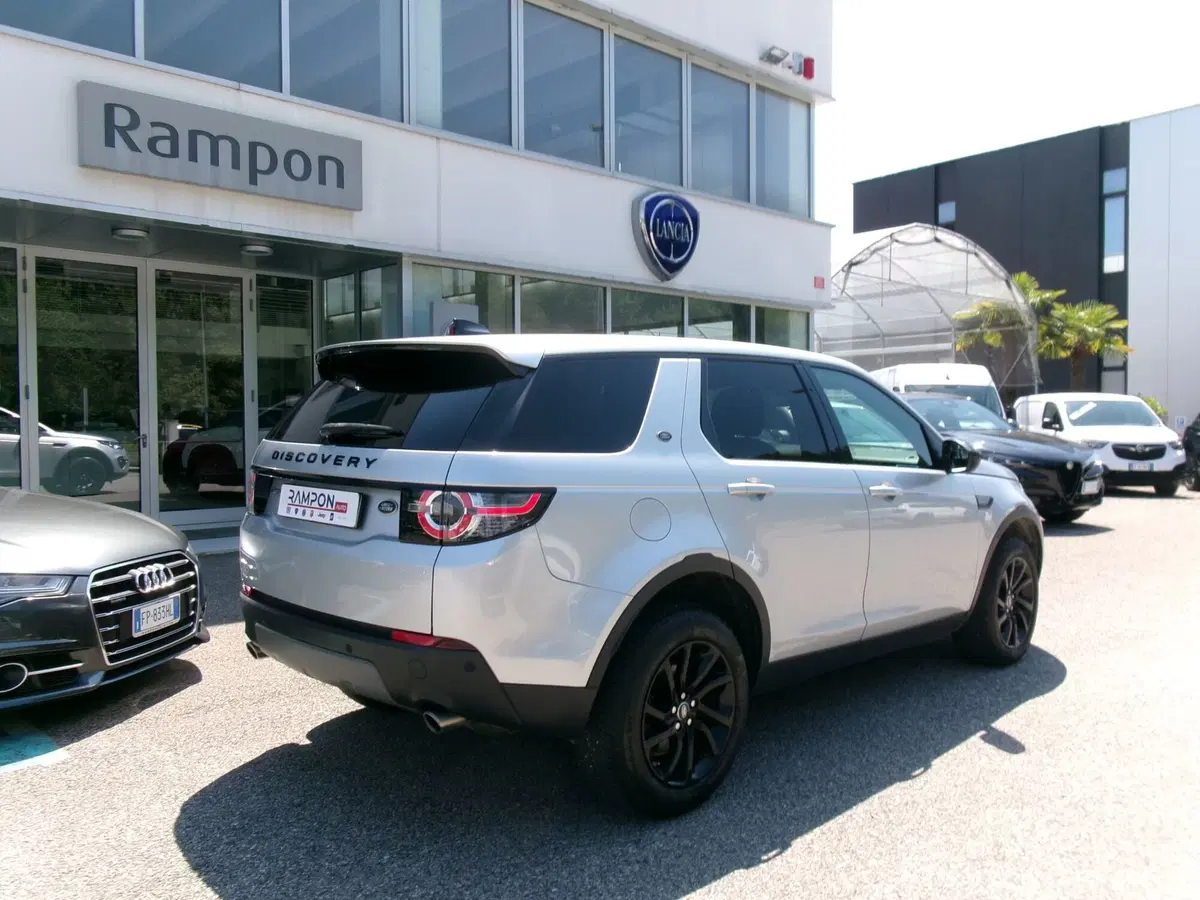 Land Rover Discovery Sport usata a Venezia (3)